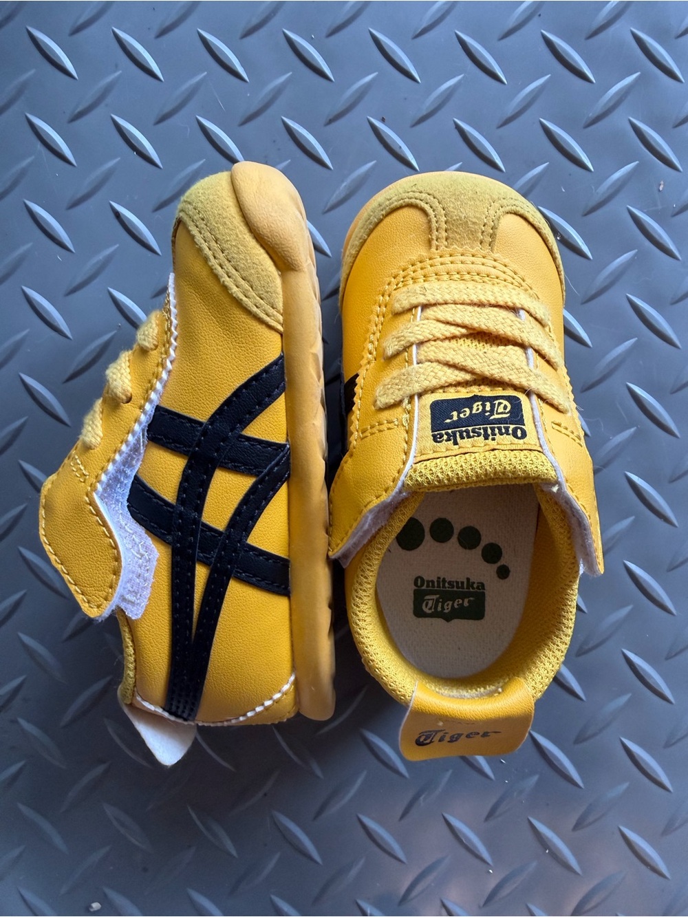 Onitsuka Tiger size k6 by Asics Kids Bright Yellow Sneakers with Black Stripes